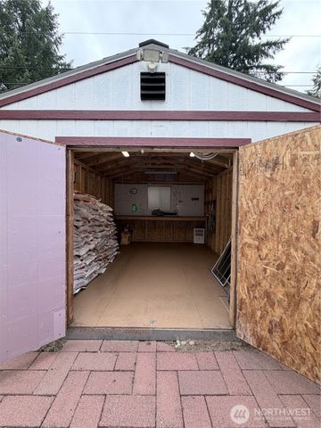 15420 Sidney Road SW, Port Orchard, WA 98367