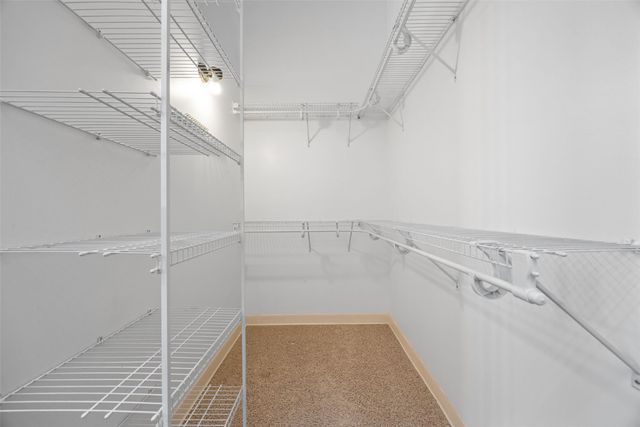 905 3rd Street SE 305, Cedar Rapids, IA 52401