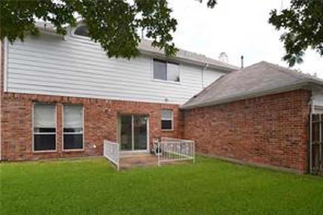 5828 Mossbrook Trail, Dallas, TX 75252