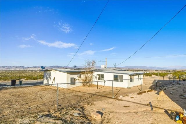 73079 Siesta, 29 Palms, CA 92277
