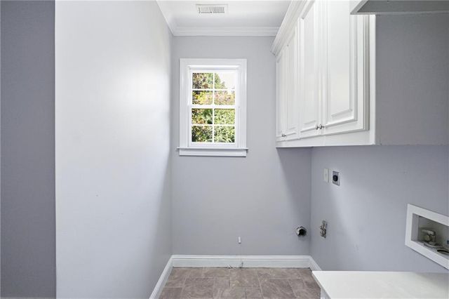 245 Steeple Point Drive, Roswell, GA 30076