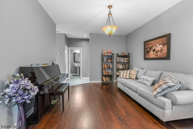 43 Bracken Hill Rd, Hardyston Twp., NJ 07419