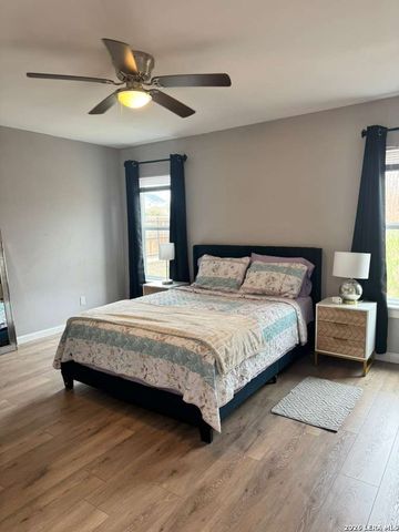 1035 wildwood, San Antonio, TX 78201