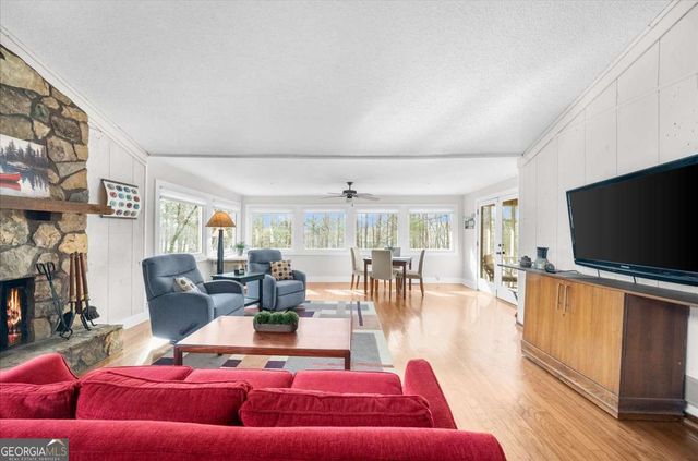 109 Winterhawk Cove, Dawsonville, GA 30534