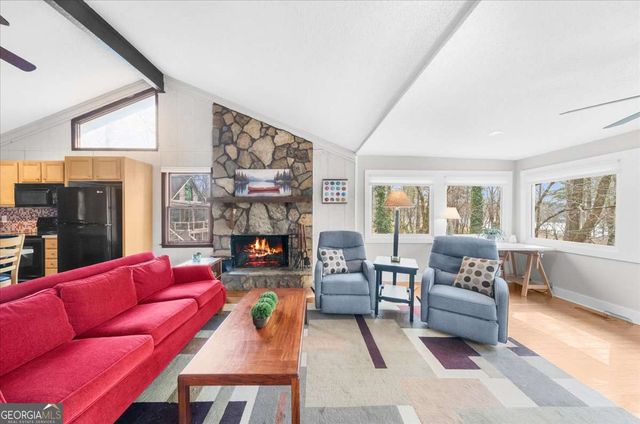 109 Winterhawk Cove, Dawsonville, GA 30534