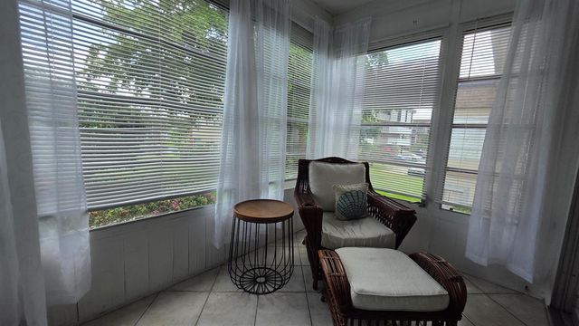 2900 NW 46th Avenue 213, Lauderdale Lakes, FL 33313