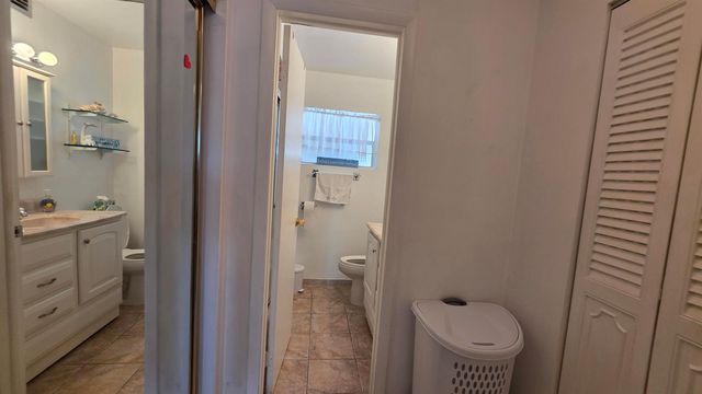 2900 NW 46th Avenue 213, Lauderdale Lakes, FL 33313