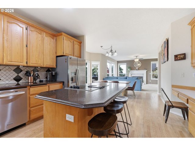 16431 Sw TIMBERLAND Dr, Beaverton, OR 97007