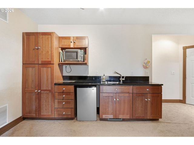 16431 Sw TIMBERLAND Dr, Beaverton, OR 97007