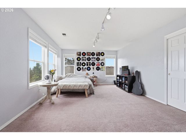 16431 Sw TIMBERLAND Dr, Beaverton, OR 97007