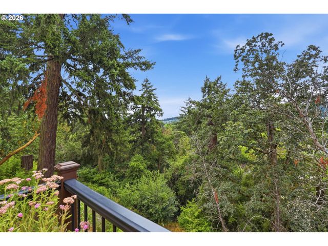 16431 Sw TIMBERLAND Dr, Beaverton, OR 97007
