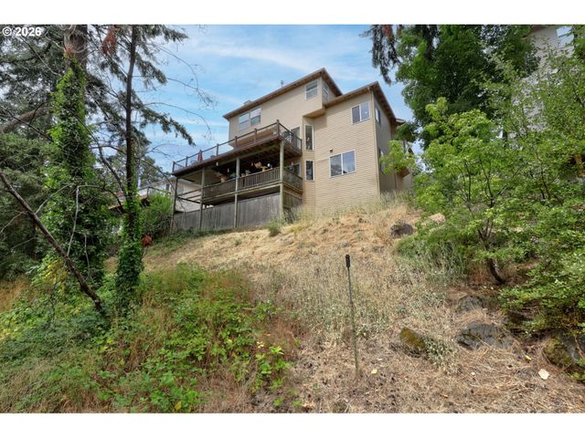 16431 Sw TIMBERLAND Dr, Beaverton, OR 97007