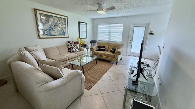 316 Markham, Deerfield Beach, FL 33442