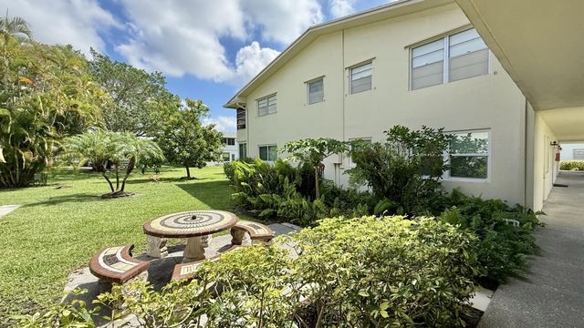 316 Markham, Deerfield Beach, FL 33442