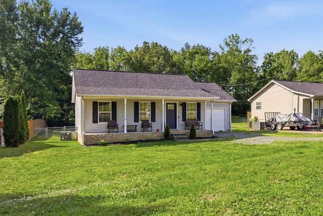 1809 Colt Dr, Clarksville, TN 37042