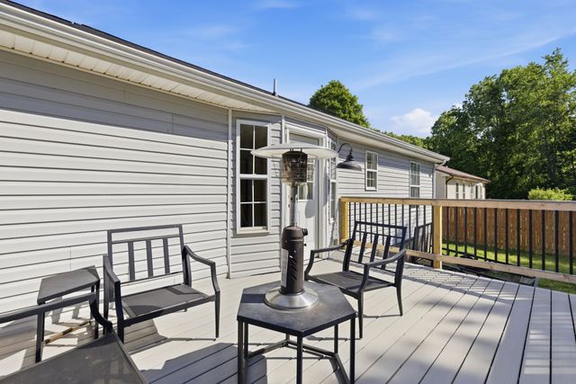 1809 Colt Dr, Clarksville, TN 37042
