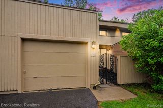 7440 Azalea Court, West Bloomfield Charter Township, MI 48322