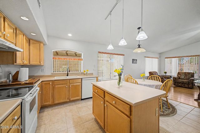 234 E INGLEWOOD Street, Mesa, AZ 85201