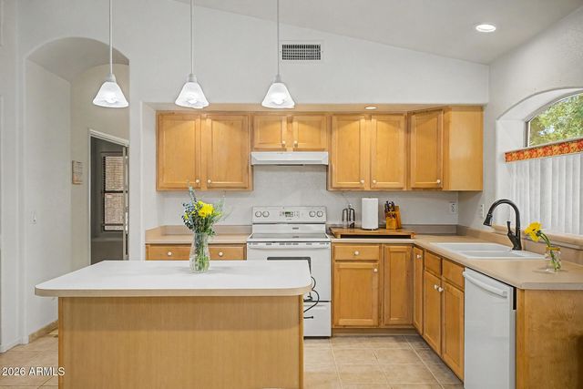 234 E INGLEWOOD Street, Mesa, AZ 85201