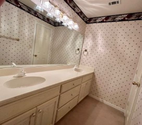 1201 Buena Vista Drive, Denton, TX 76210