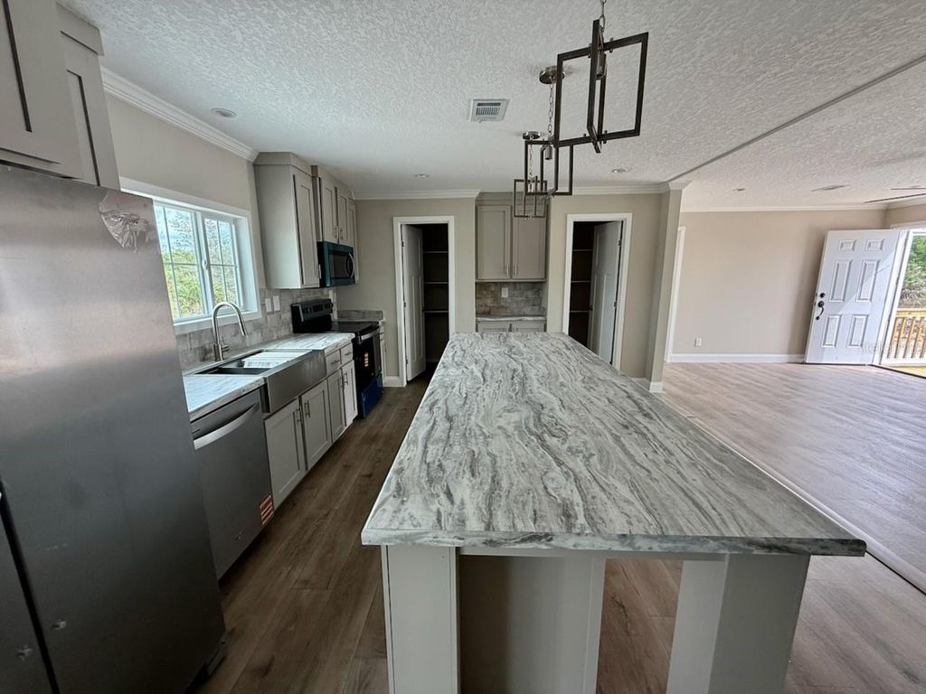 Image 14 of property listing at 15033 NW 264TH STREET, Okeechobee, FL 34972