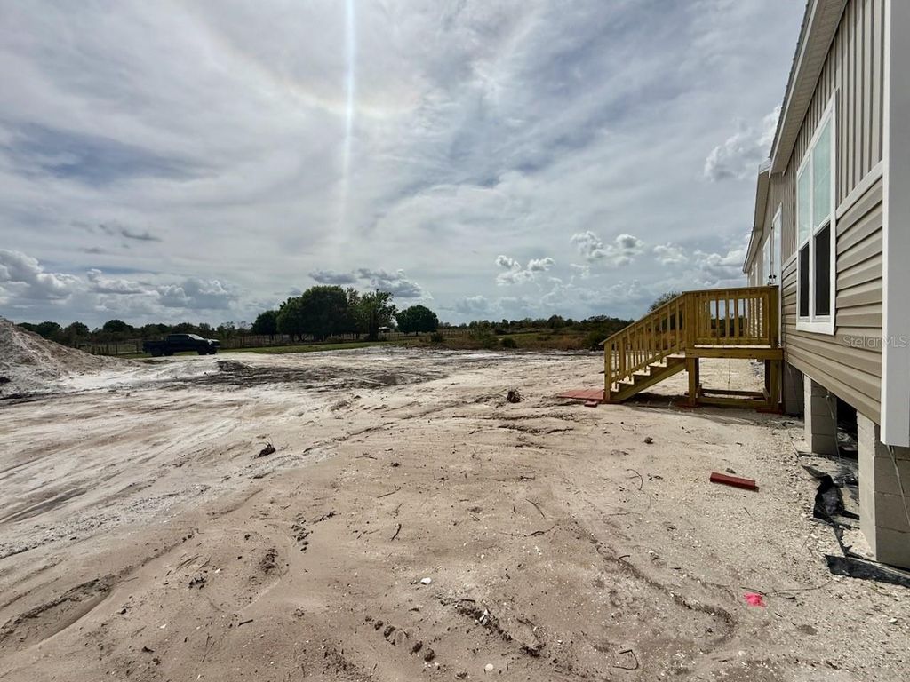 Image 47 of property listing at 15033 NW 264TH STREET, Okeechobee, FL 34972