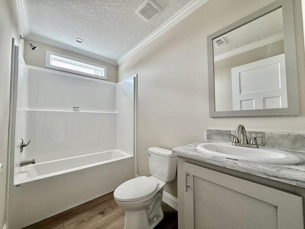 Image 7 of property listing at 15033 NW 264TH STREET, Okeechobee, FL 34972