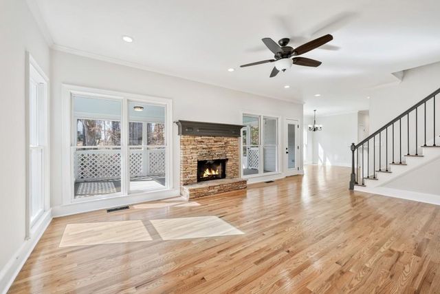 6005 Bateau Drive, Flowery Branch, GA 30542