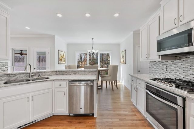 6005 Bateau Drive, Flowery Branch, GA 30542