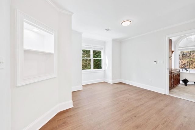 6005 Bateau Drive, Flowery Branch, GA 30542