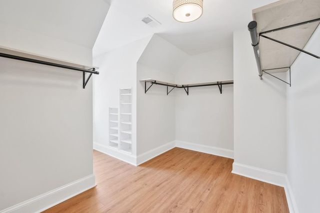 6005 Bateau Drive, Flowery Branch, GA 30542