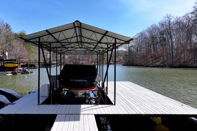 6005 Bateau Drive, Flowery Branch, GA 30542