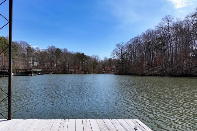 6005 Bateau Drive, Flowery Branch, GA 30542