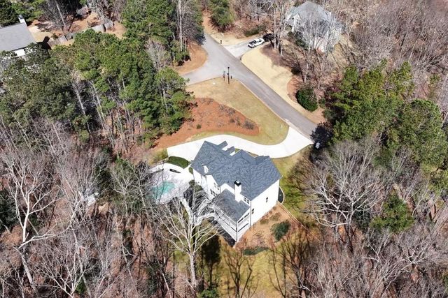 6005 Bateau Drive, Flowery Branch, GA 30542