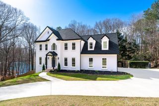 6005 Bateau Drive, Flowery Branch, GA 30542