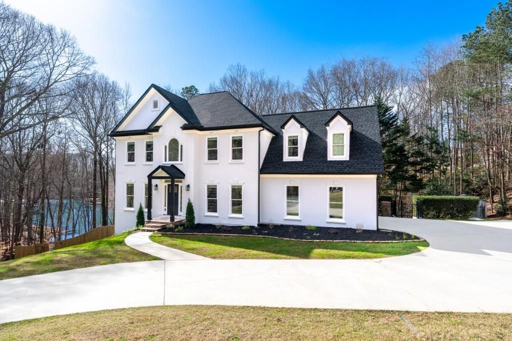 6005 Bateau Drive, Flowery Branch, GA 30542