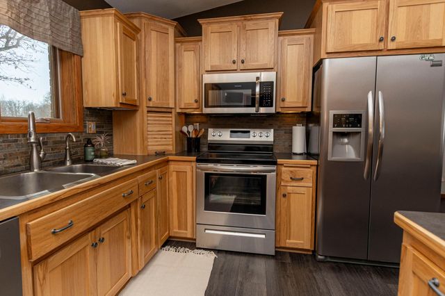 2311 S Burgen Drive SE, Alexandria, MN 56308