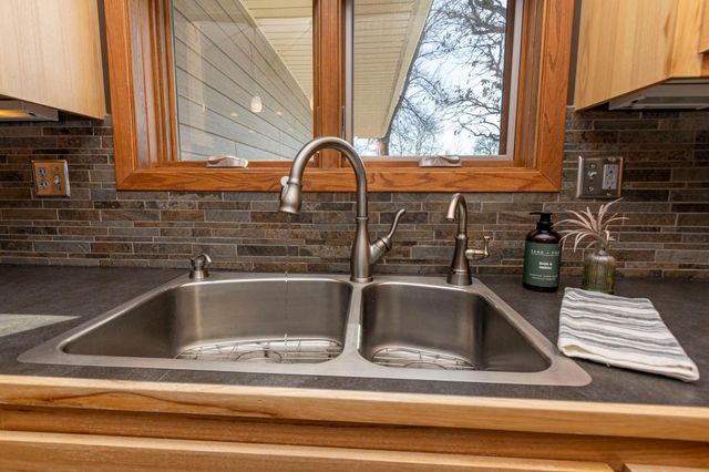 2311 S Burgen Drive SE, Alexandria, MN 56308