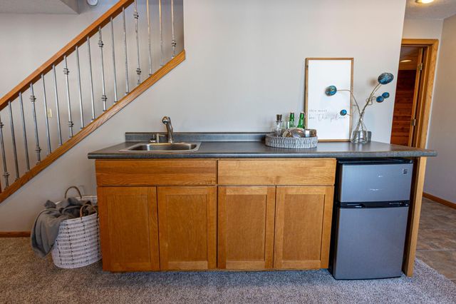 2311 S Burgen Drive SE, Alexandria, MN 56308