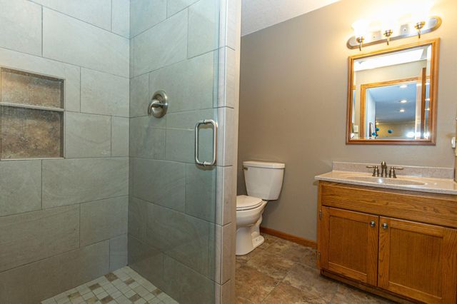 2311 S Burgen Drive SE, Alexandria, MN 56308