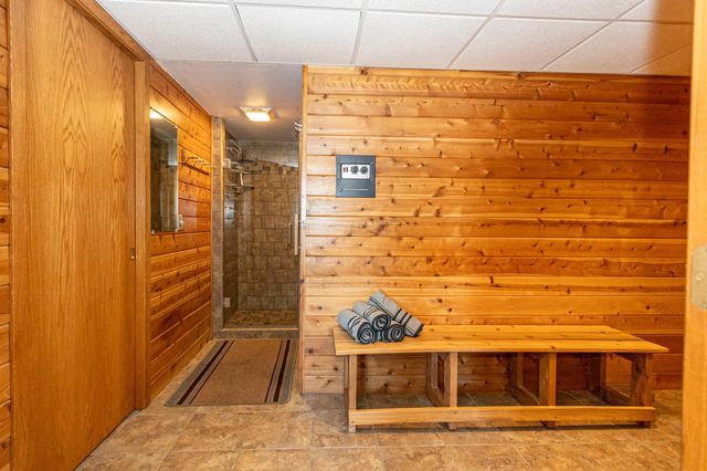 2311 S Burgen Drive SE, Alexandria, MN 56308