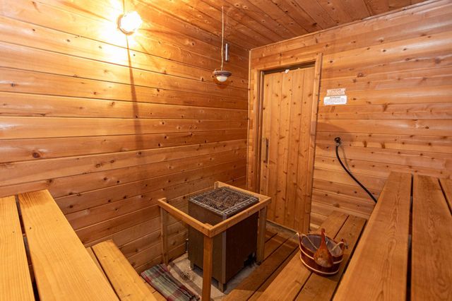 2311 S Burgen Drive SE, Alexandria, MN 56308