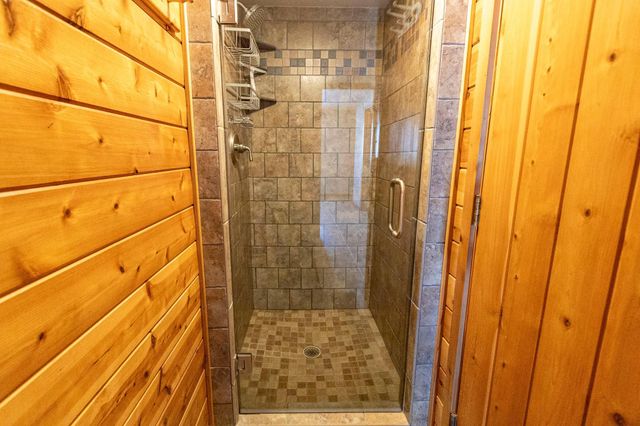 2311 S Burgen Drive SE, Alexandria, MN 56308