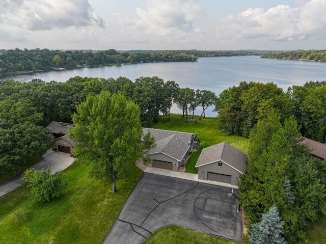 2311 S Burgen Drive SE, Alexandria, MN 56308