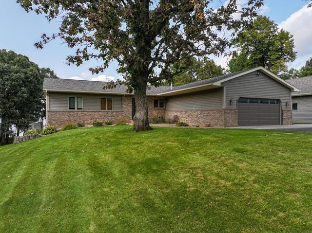 2311 S Burgen Drive SE, Alexandria, MN 56308
