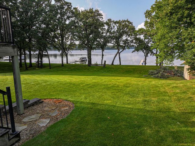 2311 S Burgen Drive SE, Alexandria, MN 56308