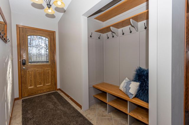 2311 S Burgen Drive SE, Alexandria, MN 56308