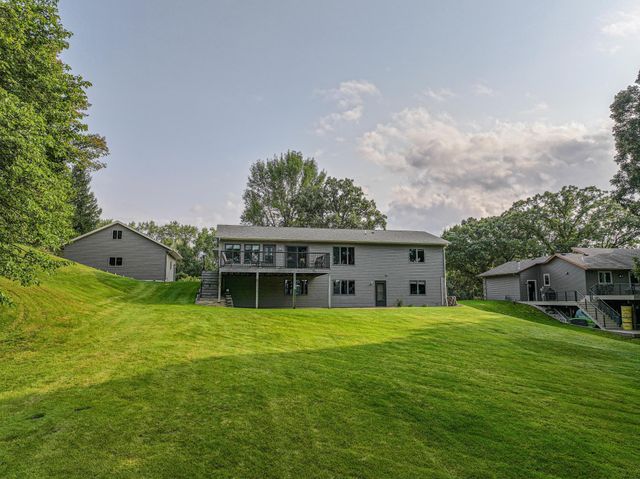 2311 S Burgen Drive SE, Alexandria, MN 56308