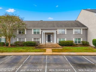 4329 PLAZA GATE Lane S, 101, Jacksonville, FL 32217
