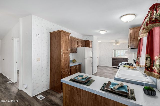 1514 E MURIEL Drive, Phoenix, AZ 85022